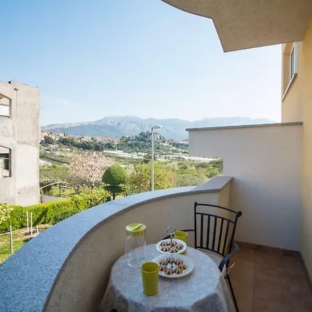 アパート Split4me スプリト